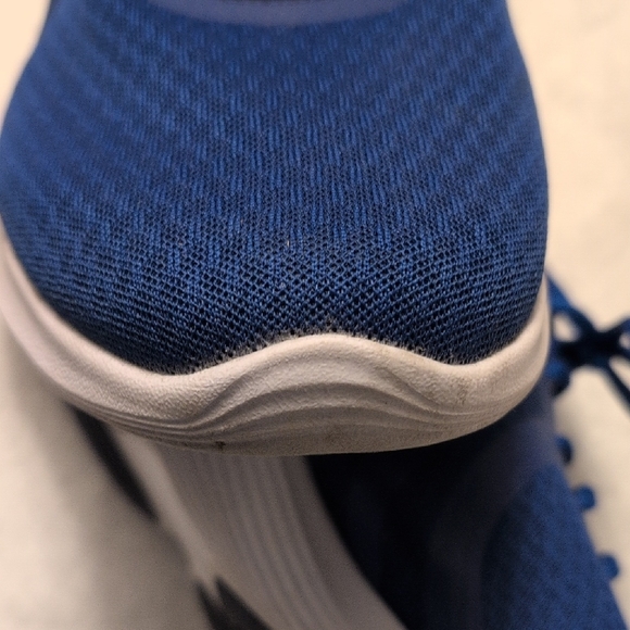 Nike Revolution 4 Men's Athletic Shoes in Blue - Picture 8 of 8